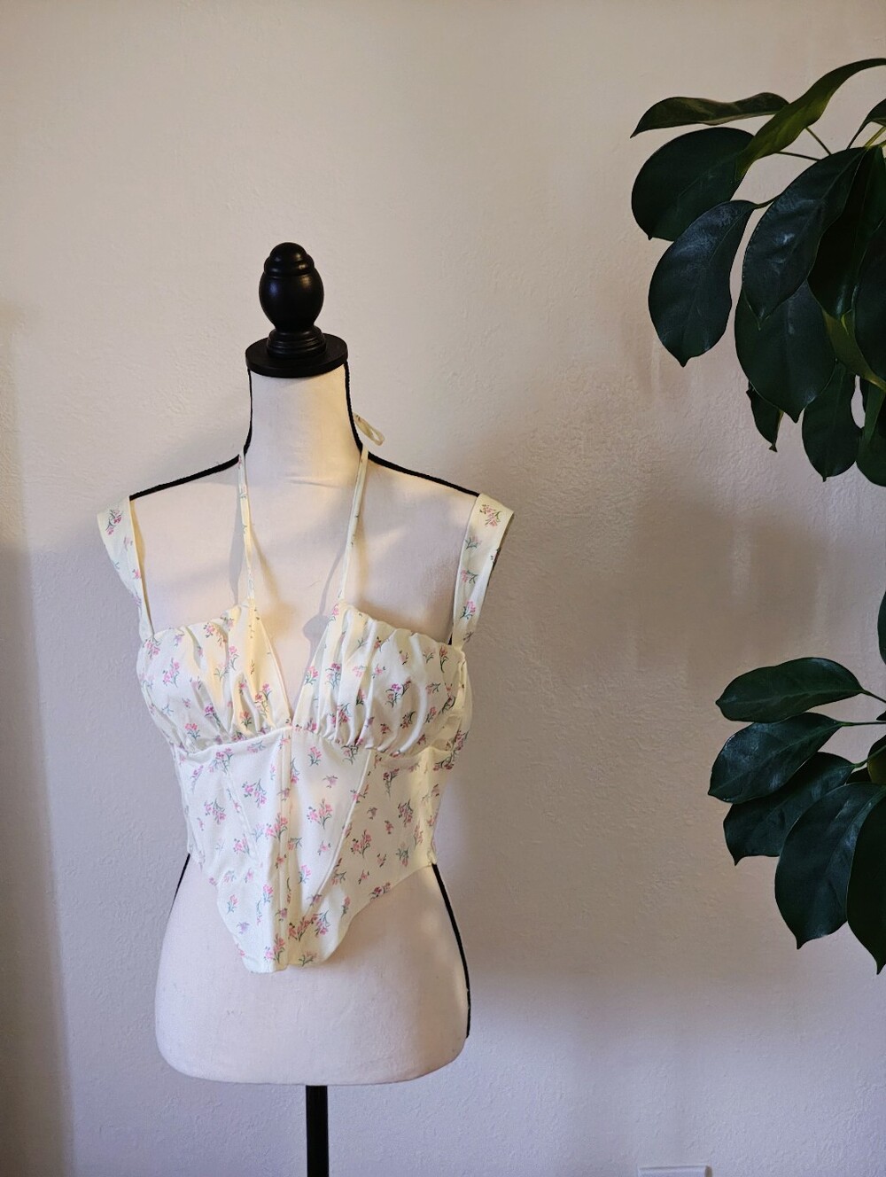 yellow milkmaid-style corset crop top L